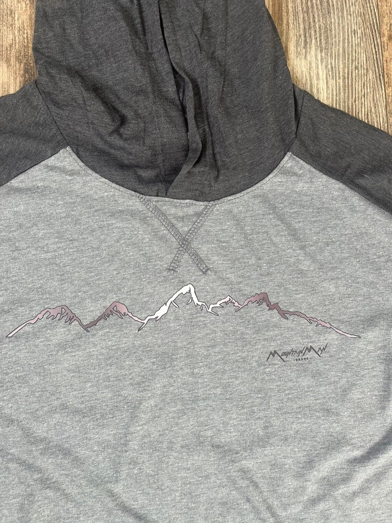 Teton Mountain Range Pullover – Outdoor Comfort and Style