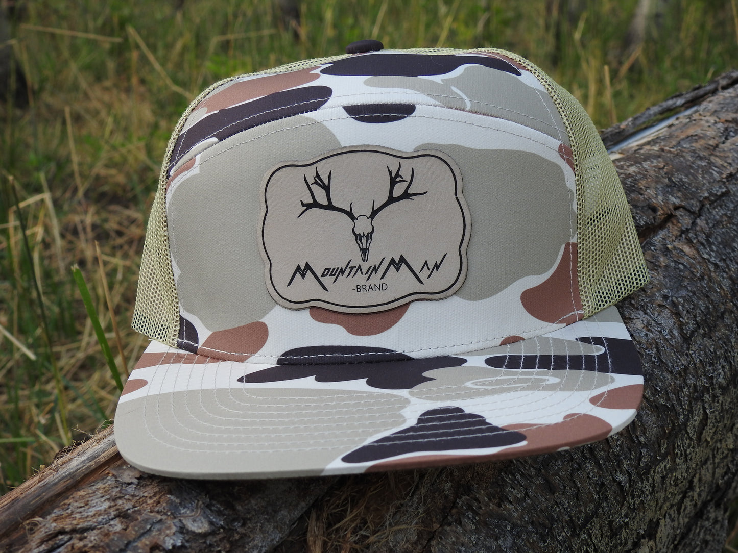 Flat Bill-Camo Camper Trucker Meshback